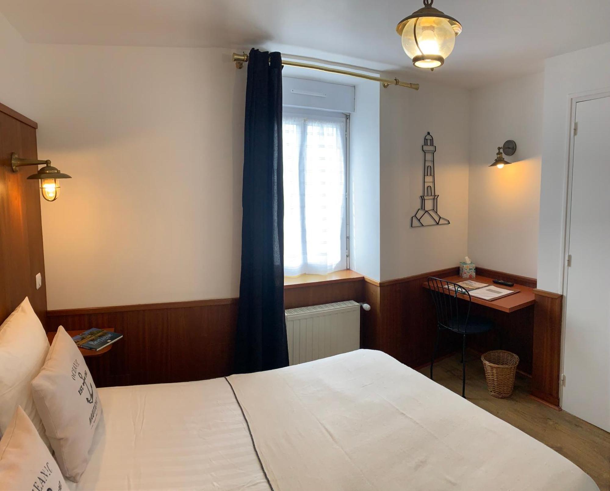 Hotel De France 2*